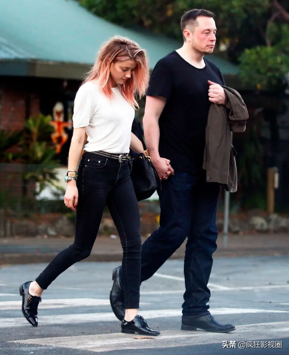 逼世界首富离婚，让好莱坞不敢封杀，美国“女海王”又翻车了