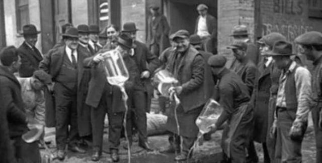 不要被犹太人的表面骗了，这才是他们的真面目，绝对超乎你的想象