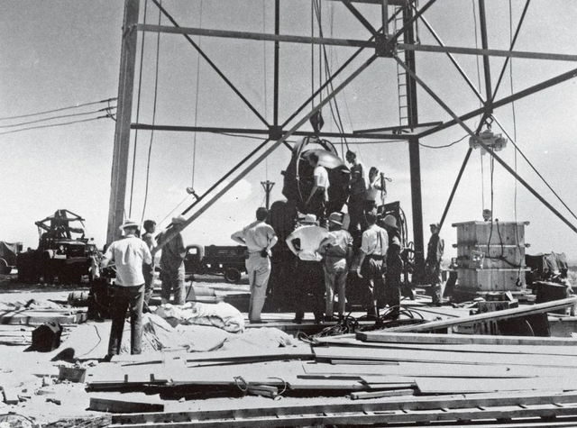 “原子弹之父”奥本海默：灾难降临的时候，没有人是一座孤岛