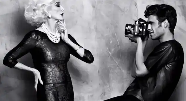 超模卡门：77岁被骗光积蓄，83岁仍有性生活，91岁双腿依旧迷人