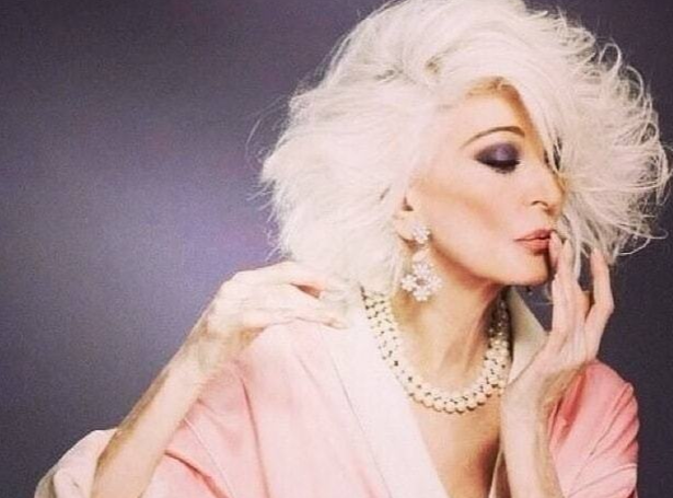 超模卡门：77岁被骗光积蓄，83岁仍有性生活，91岁双腿依旧迷人