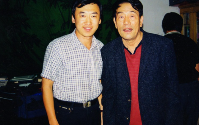 上午剪彩下午离世？杨少华家人遭网暴，或有其他隐情