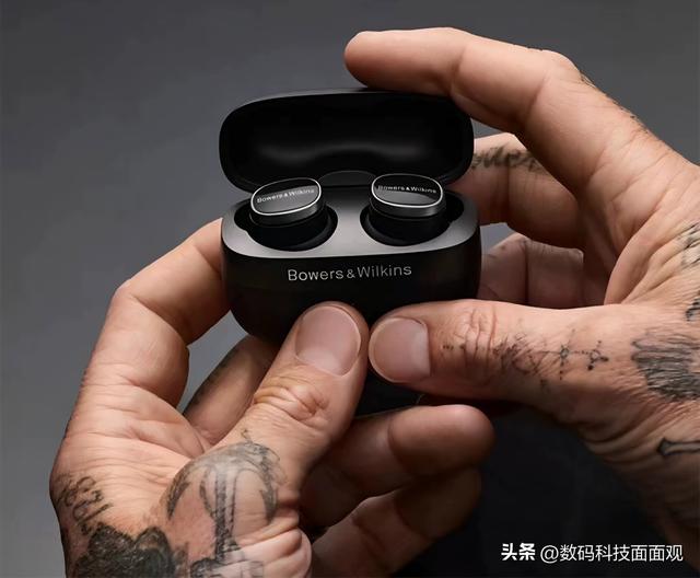 2025年世界顶级旗舰蓝牙耳机排行，HiFi音质极致听感，殿堂级体验