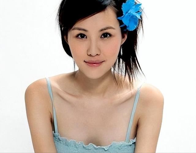 都说英雄难过美人关，74岁的王石，这辈子就栽在田朴珺身上