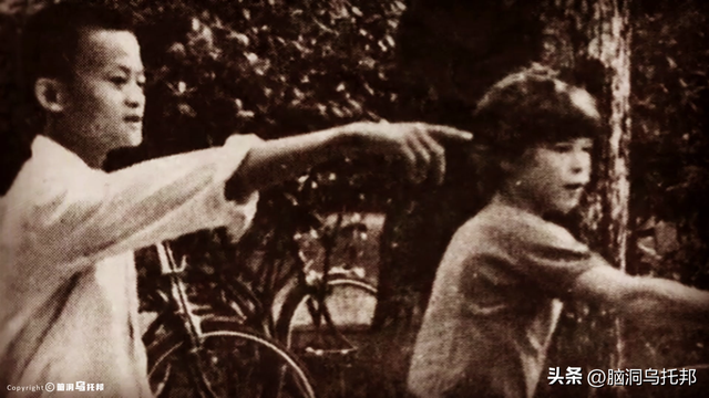 马云突然消失又突然出现，支付宝变更控制人背后究竟意味着什么？