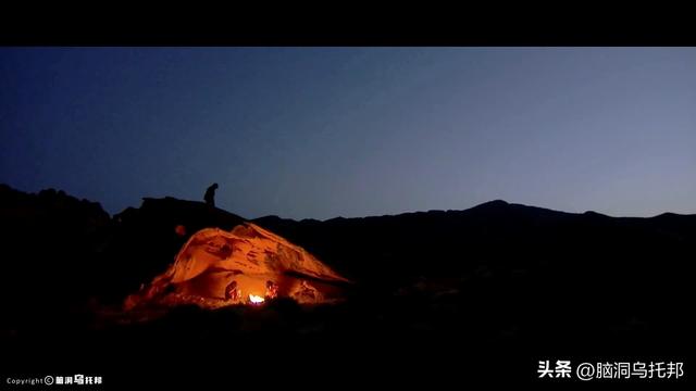 霍金晚年发现了什么？为什么他坚信上帝不存在？临终遗作揭晓答案