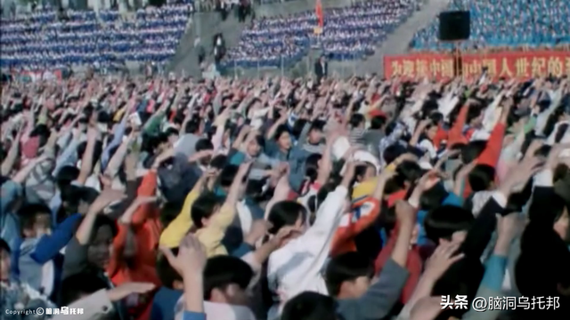 洗脑三亿家长，让学生下跪！李阳的「疯狂英语」是如何崩塌的？