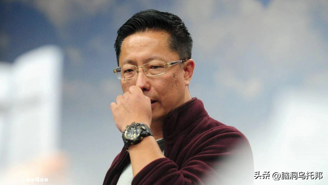 洗脑三亿家长，让学生下跪！李阳的「疯狂英语」是如何崩塌的？