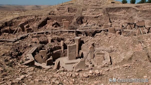 狮身人面像之谜：1990年，一位地质博士来到埃及，他揭开黑幕一角