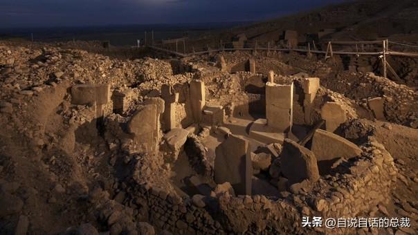 狮身人面像之谜：1990年，一位地质博士来到埃及，他揭开黑幕一角