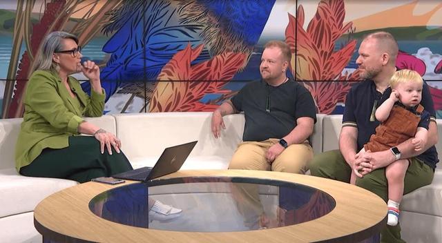 新西兰“男子”直播产子！外国女主播直播生娃，分娩8小时直播全过程