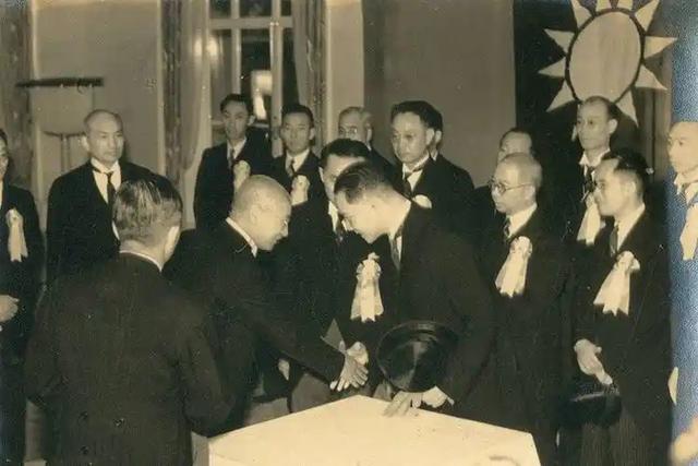 汪精卫：不贪财、不好色的革命元老，为什么会心甘情愿当汉奸