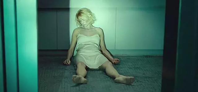 西班牙的案中案电影《女尸谜案》这才叫悬疑惊悚电影，国内压根模仿不来！