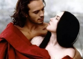 绝对让你舔屏的6部欧洲宫廷电影，享受那些上流社会的纸醉迷金