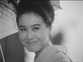 《望乡》一部曾在中国火爆的岛国电影，女主是女神，背后历史日本人不愿提